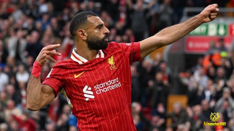 Mohamed Salah – biểu tượng của hàng công Liverpool với hơn 200 bàn thắng.